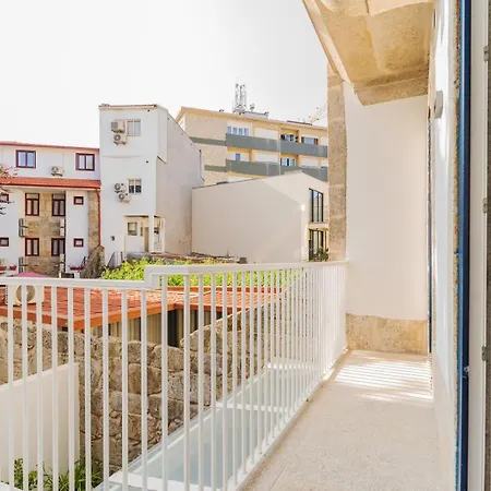 Charming W/ Private Garden In St. Catarina Porto
