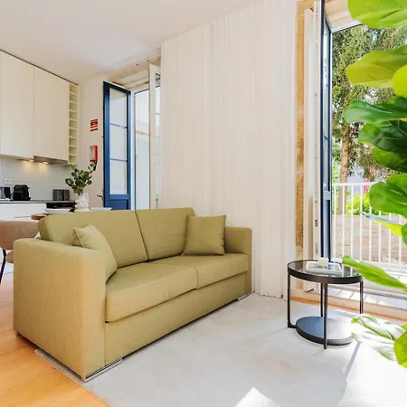 Charming W/ Private Garden In St. Catarina * Porto