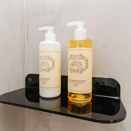 Charming W/ Private Garden In St. Catarina Apartamento *