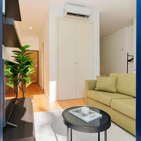 Apartamento Charming W/ Private Garden In St. Catarina *