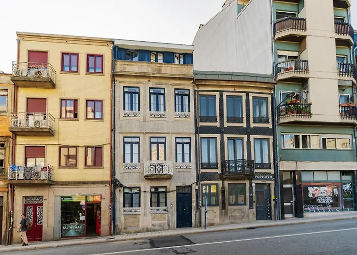 Charming W/ Private Garden In St. Catarina 波尔图