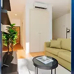 Apartamento Charming W/ Private Garden In St. Catarina *