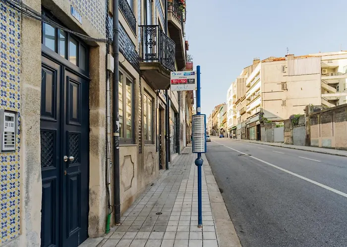 Charming W/ Private Garden In St. Catarina Oporto