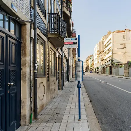 Charming W/ Private Garden In St. Catarina Oporto