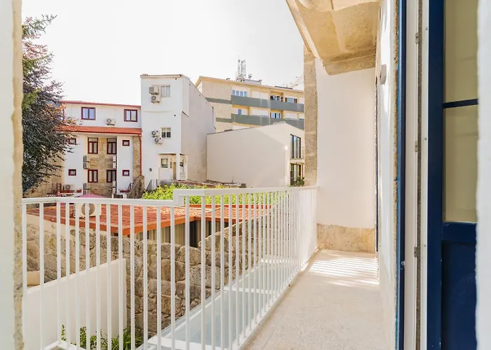 Charming W/ Private Garden In St. Catarina Oporto