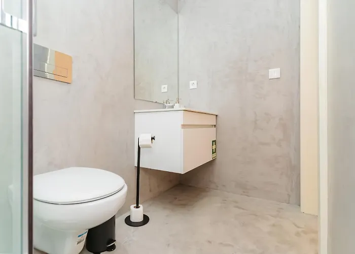 Apartamento Charming W/ Private Garden In St. Catarina *